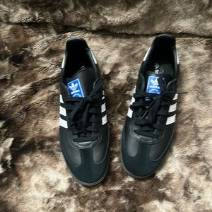Adidas sambas size 13
